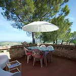 Vittoria Holiday home