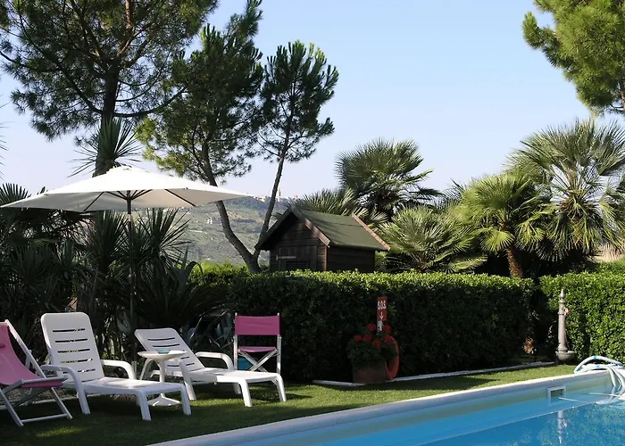 Vittoria Holiday home