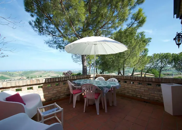 Vittoria Holiday home